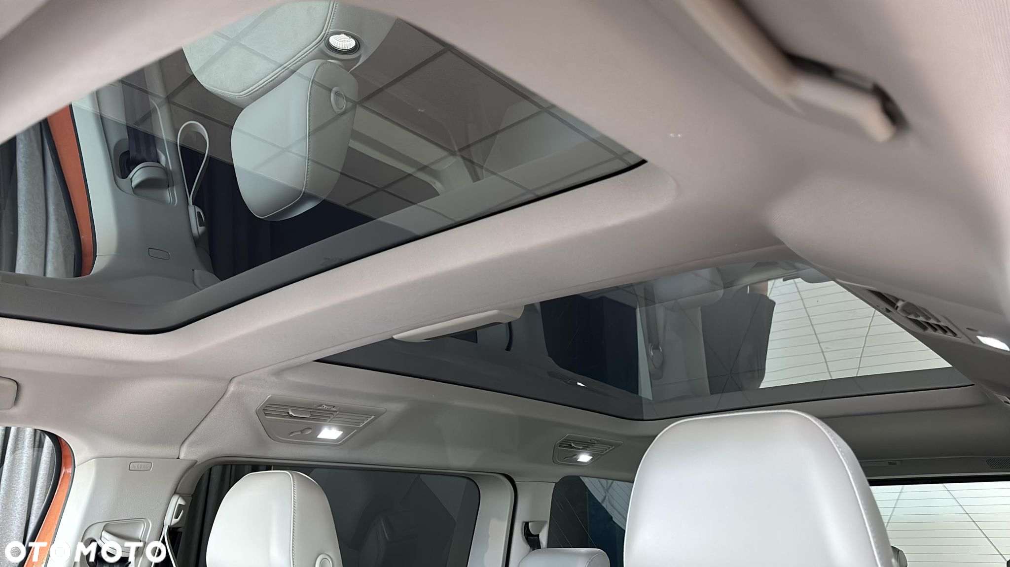Volkswagen Multivan 2.0 TDI L2 Life DSG - 28