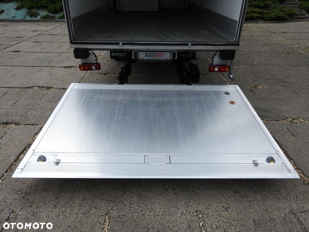 Mitsubishi CANTER FUSO 7C15 KONTENER CHŁODNIA WINDA 14 PALET -4*C ZASILANIE 230V KLIMATYZACJA AUTOMATYCZNA SKRZYNIA 150KM - 18
