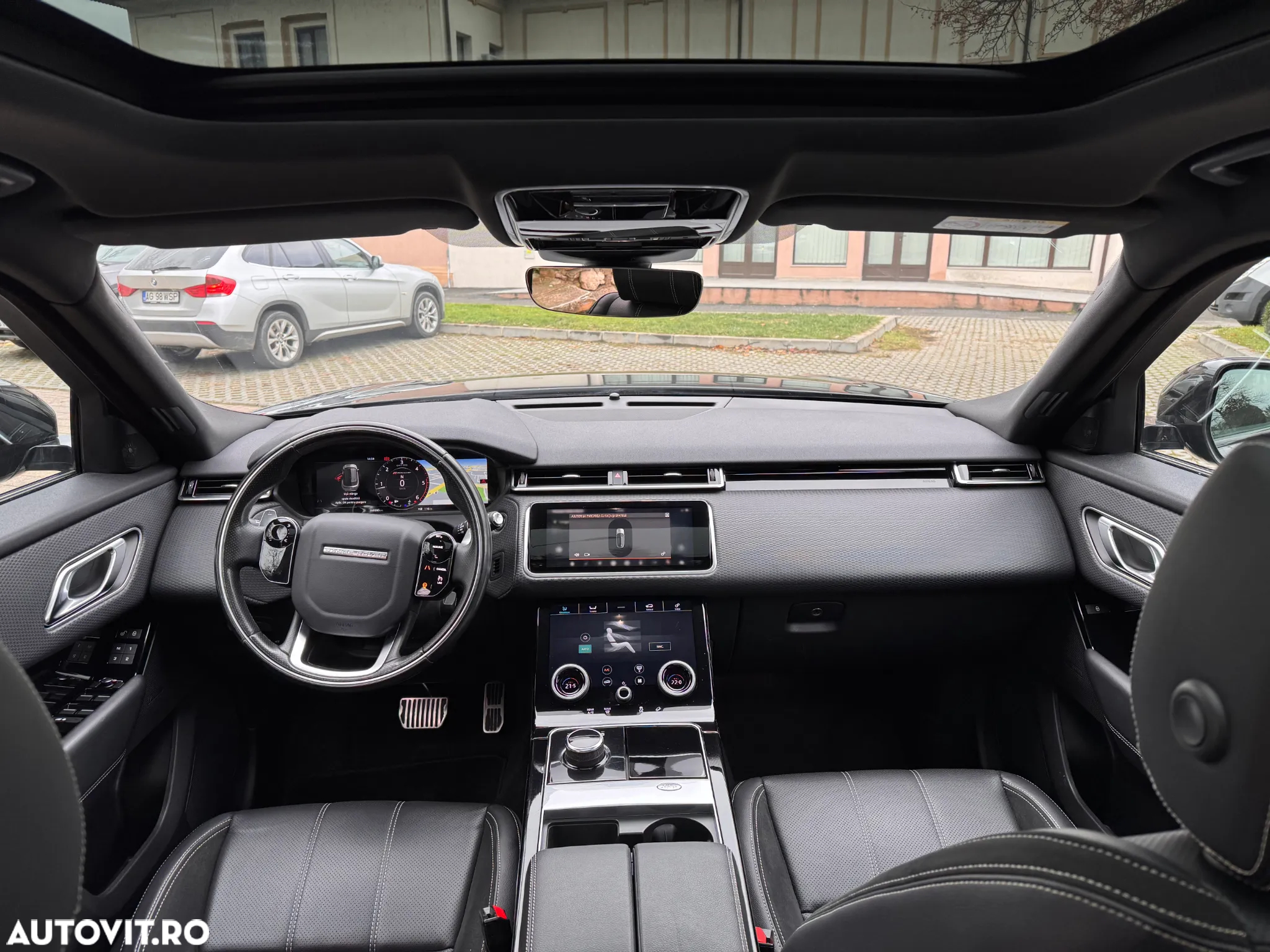Land Rover Range Rover Velar 2.0 R-Dynamic HSE - 15