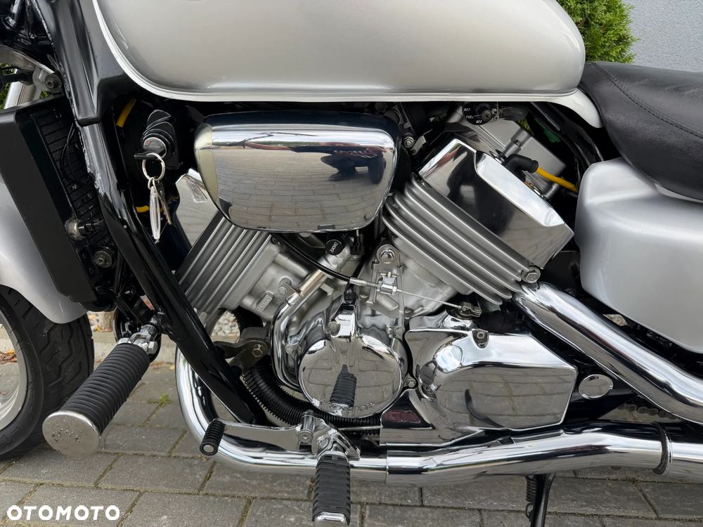 Honda VF - 34