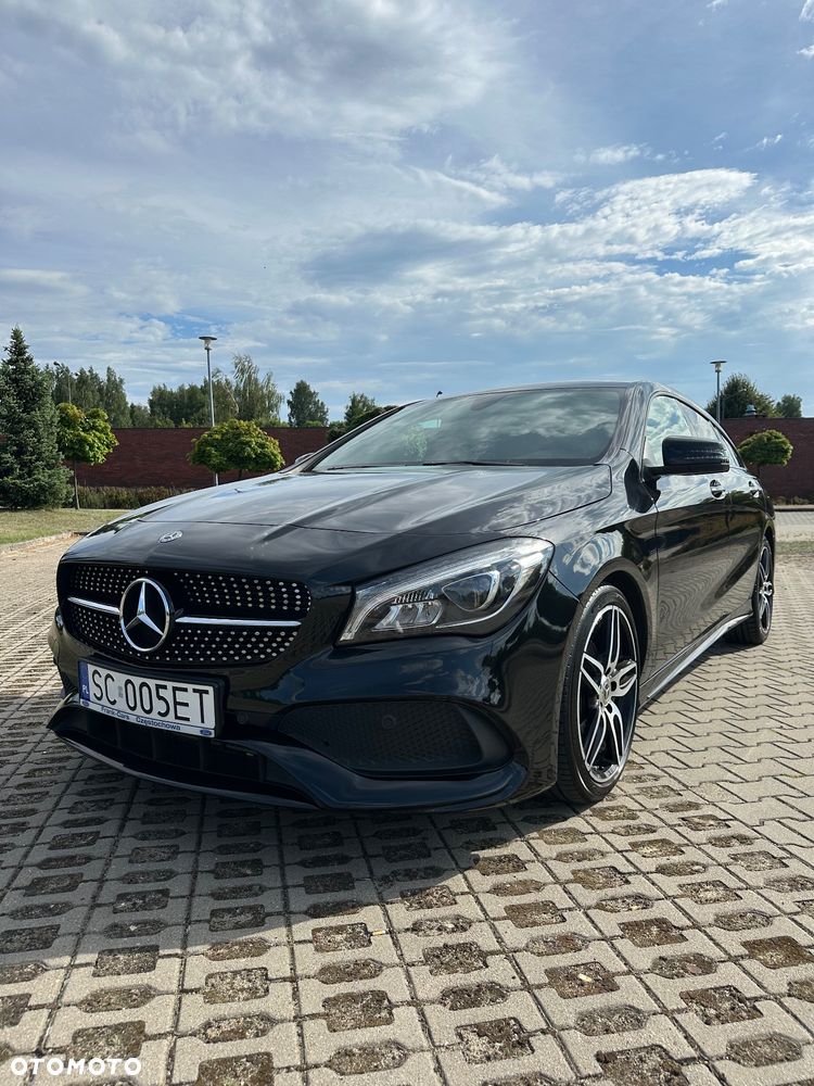 Mercedes-Benz CLA Shooting Brake 180 7G-DCT AMG Line - 1