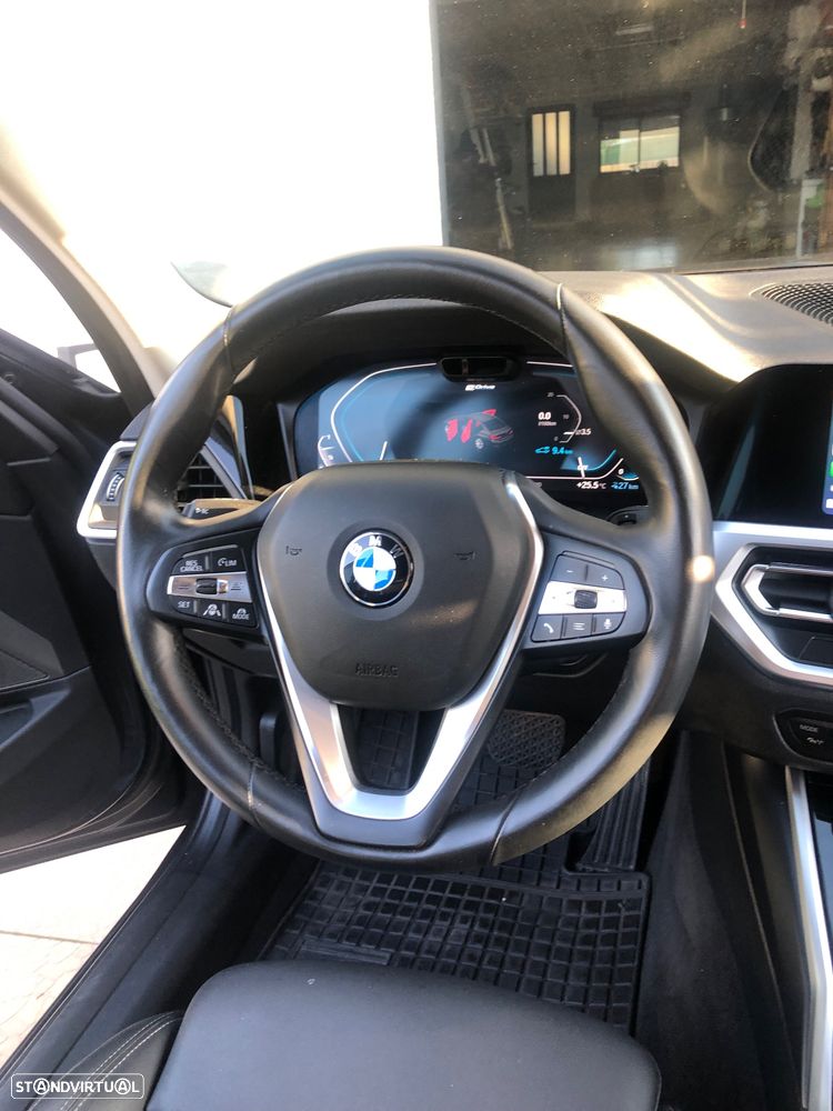 BMW 330 e iPerformance Line Sport - 7