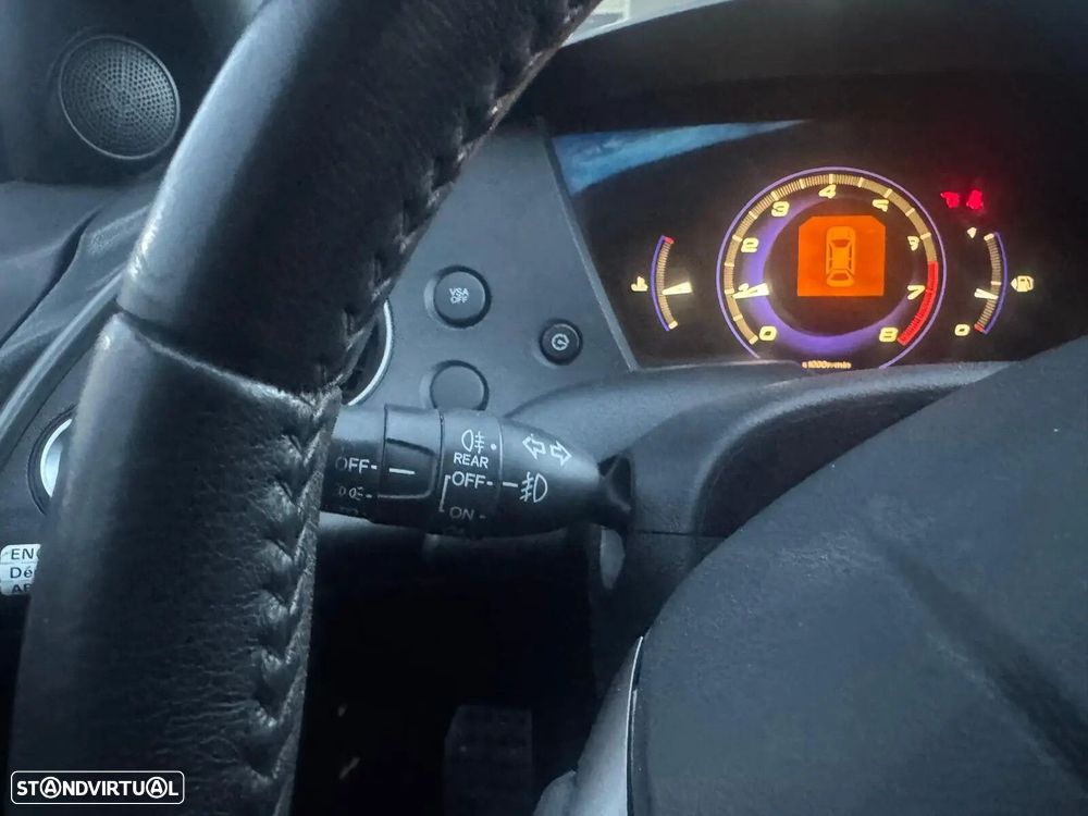 Honda Civic 1.4 i-VTEC Sport - 28