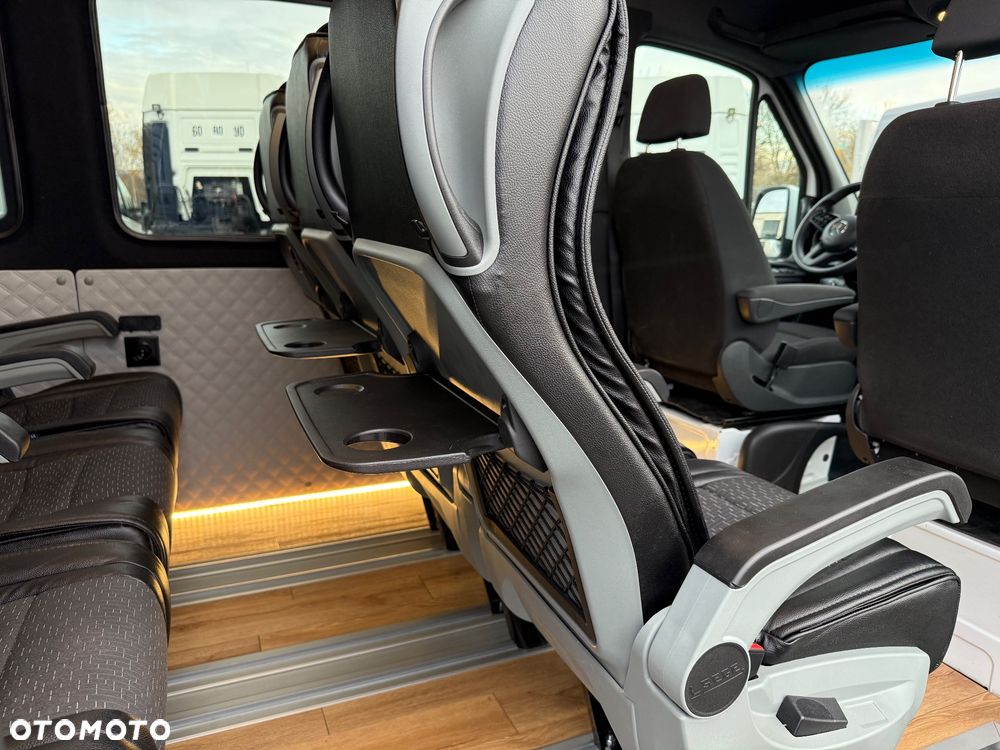 Mercedes-Benz Sprinter - 3