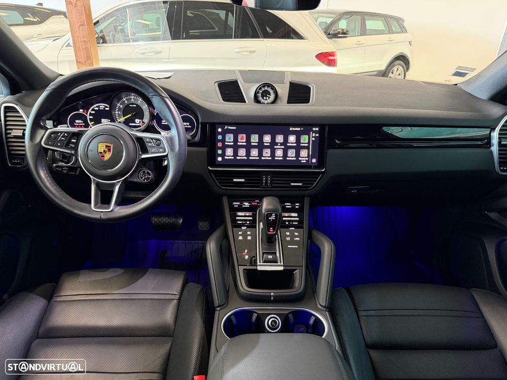 Porsche Cayenne Coupé E-Hybrid Platinum Edition - 19
