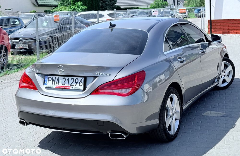 Mercedes-Benz CLA 250 4Matic 7G-DCT Edition 1 - 3
