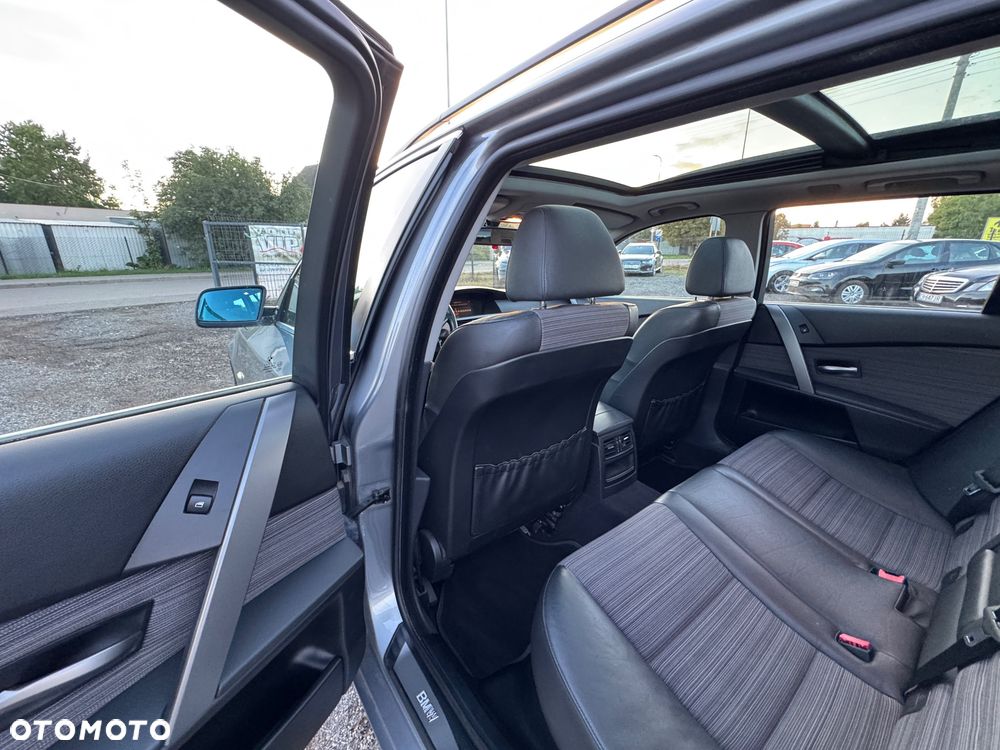 BMW Seria 5 - 24