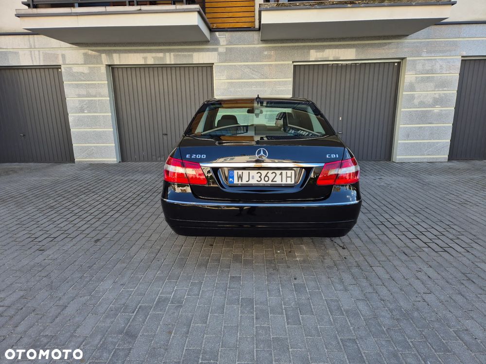 Mercedes-Benz Klasa E - 6