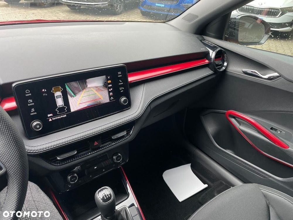 Skoda Fabia 1.0 TSI Monte Carlo - 5