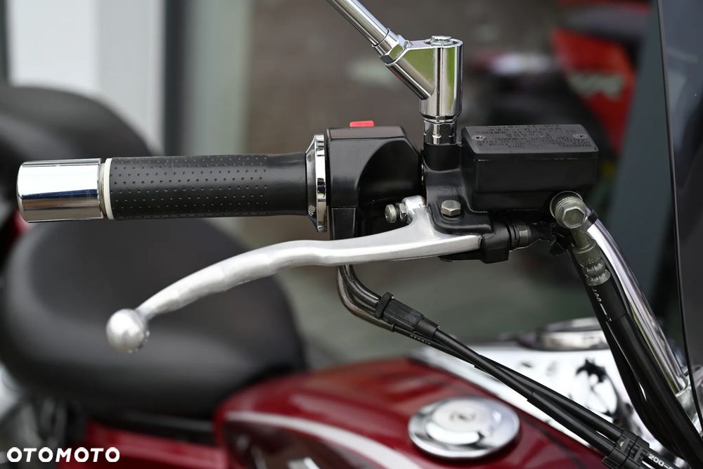Yamaha XVS - 32
