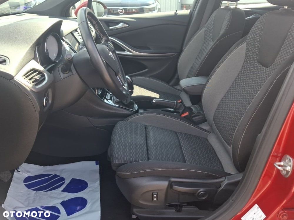 Opel Astra 1.2 T GS Line S&S - 11