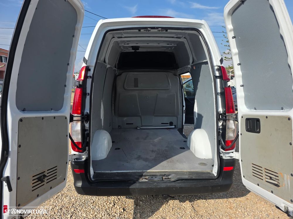 Mercedes-Benz Vito 113 CDI lang - Automática - Tecto Alto - 46