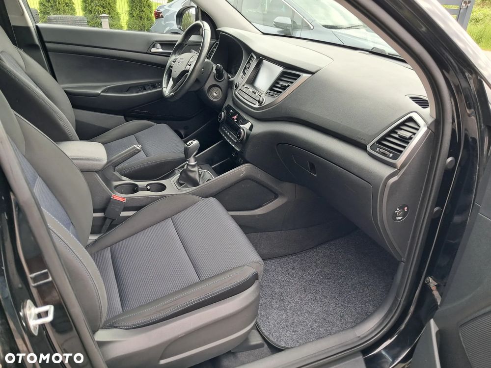 Hyundai Tucson 1.6 Turbo 2WD Navi - 17