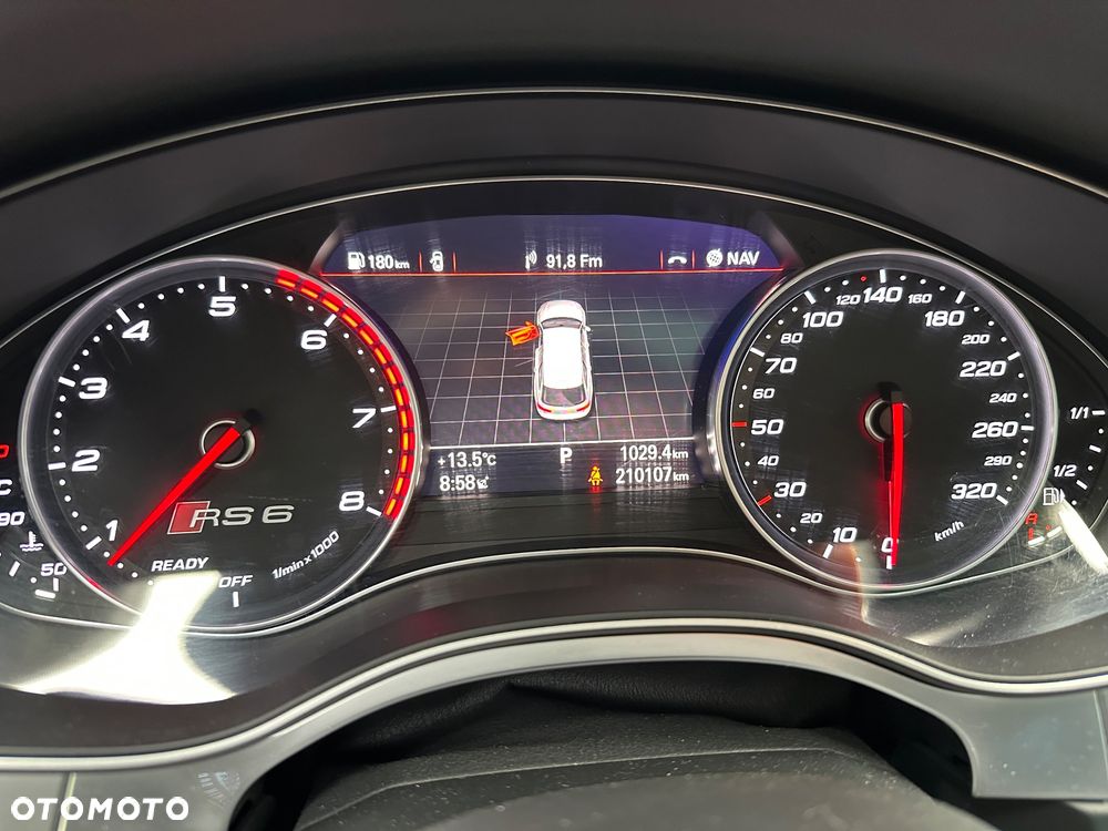 Audi RS6 - 26