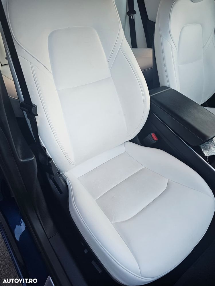 Tesla Model 3 Langstreckenbatterie Allradantrieb Dual Motor - 12