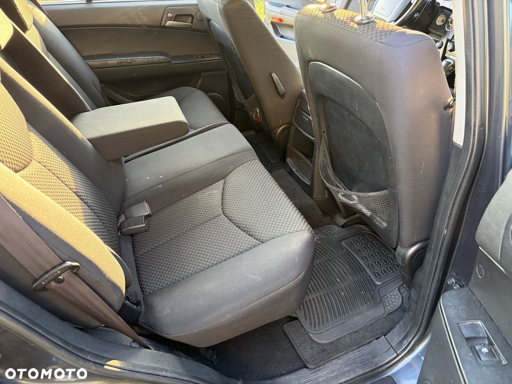SsangYong/KGM Kyron - 8