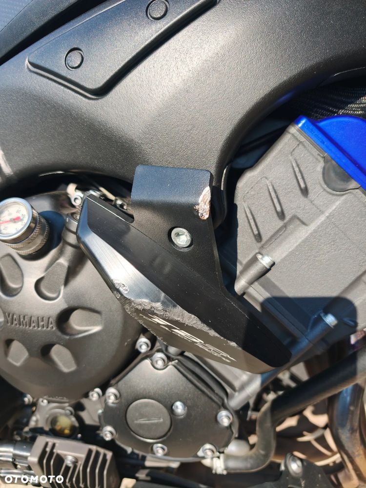Yamaha FZ8 - 9