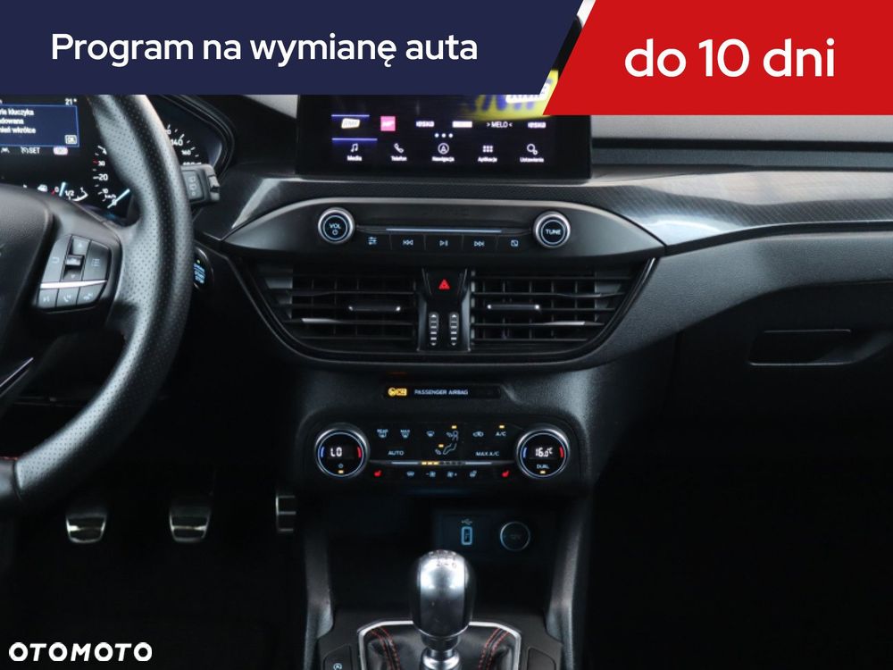 Ford Focus SW - 14