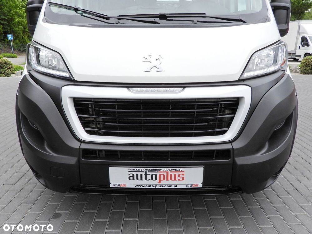 Peugeot BOXER WYWROTKA TRÓJSTRONNA PODWÓJNA KABINA DOKA 7 MIEJSC LEDY KLIMATYZACJA  165KM - 17