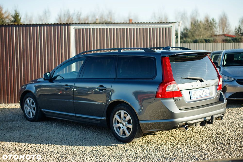 Volvo V70 2.5T R-Design Summum - 7