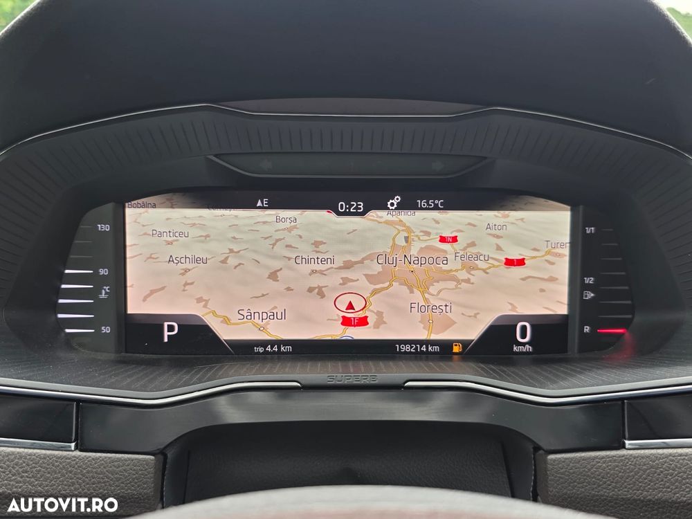 Skoda Superb 2.0 TDI DSG L&K - 20