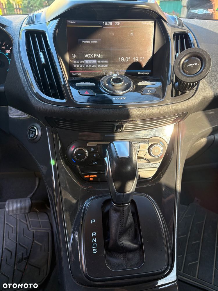 Ford Escape 2.0 EcoBoost AWD Titanium - 11