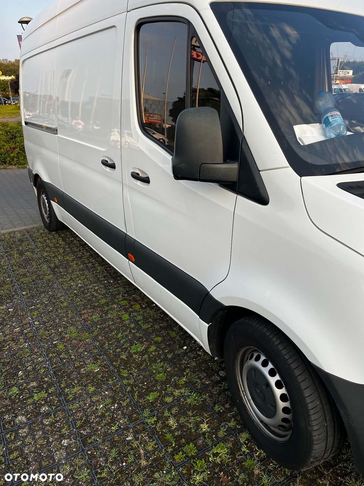 Mercedes-Benz Sprinter - 8