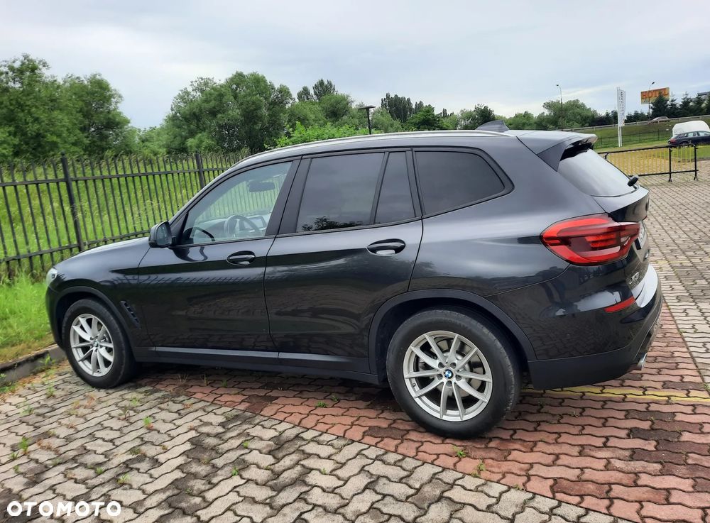 BMW X3 xDrive20i sport - 8