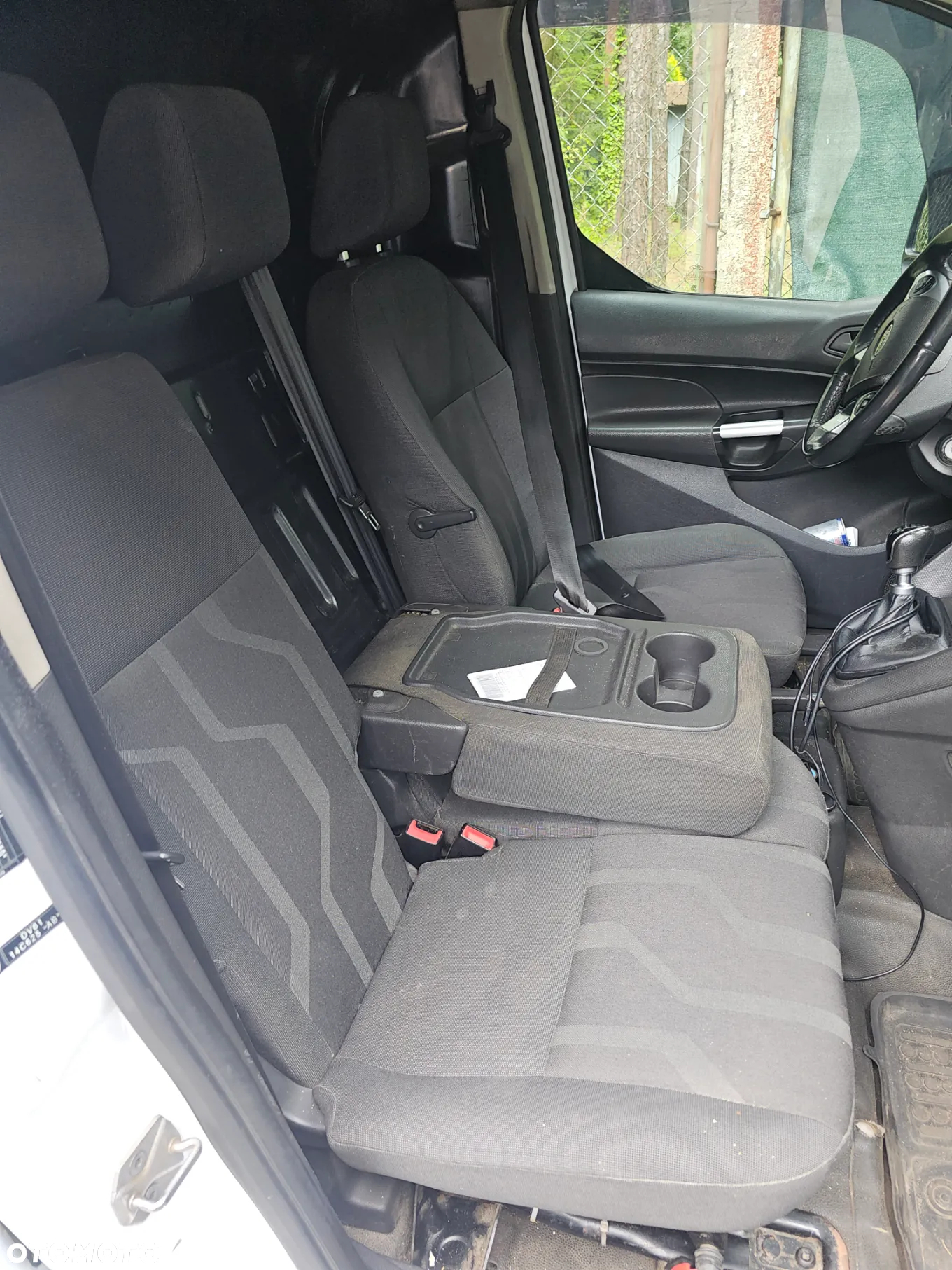Ford Transit Connect - 8
