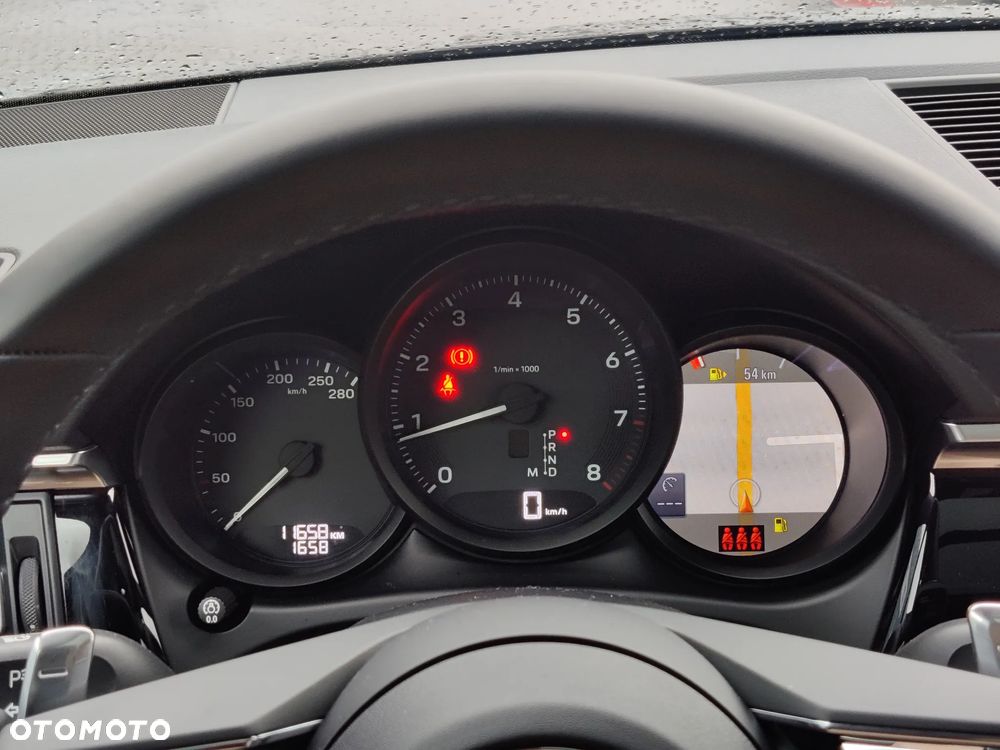 Porsche Macan Standard - 11