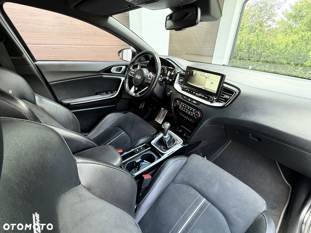 Kia ProCeed 1.5 T-GDI OPF GT LINE - 29