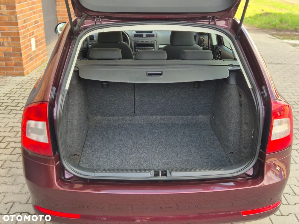 Skoda Octavia 1.6 Combi - 3