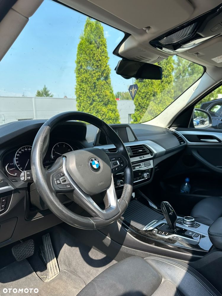 BMW X3 xDrive20d - 19