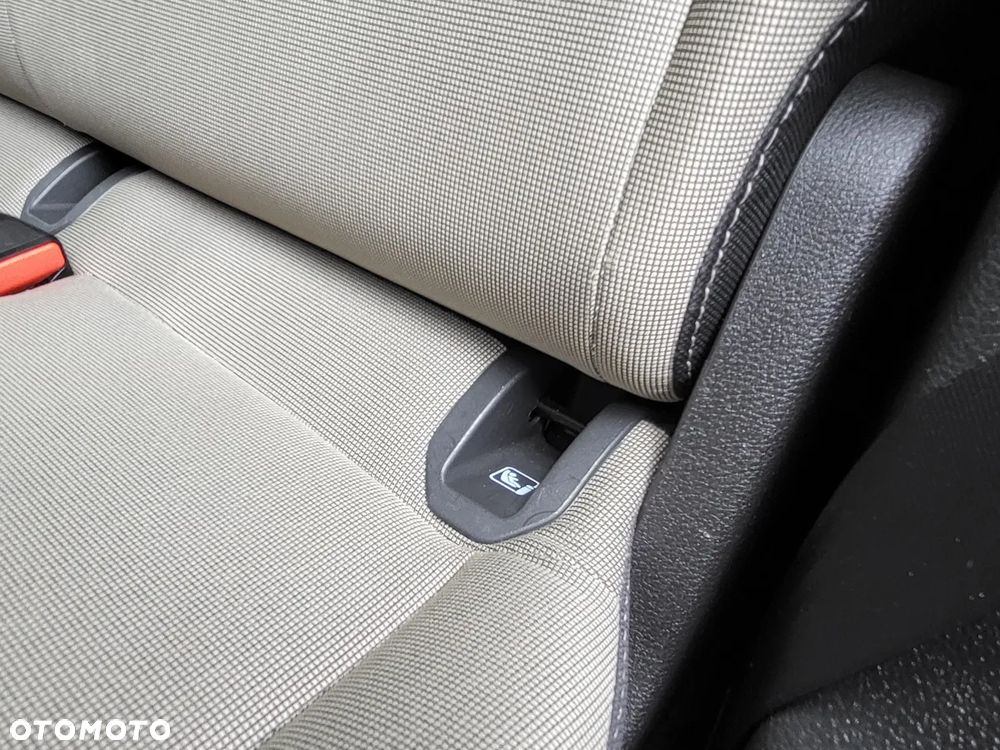 Ford Tourneo Courier 1.0 EcoBoost S&S Titanium - 25