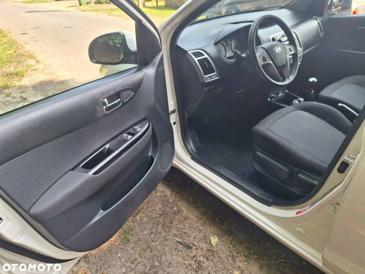 Hyundai i20 1.2 Fifa World Cup Edition - 8