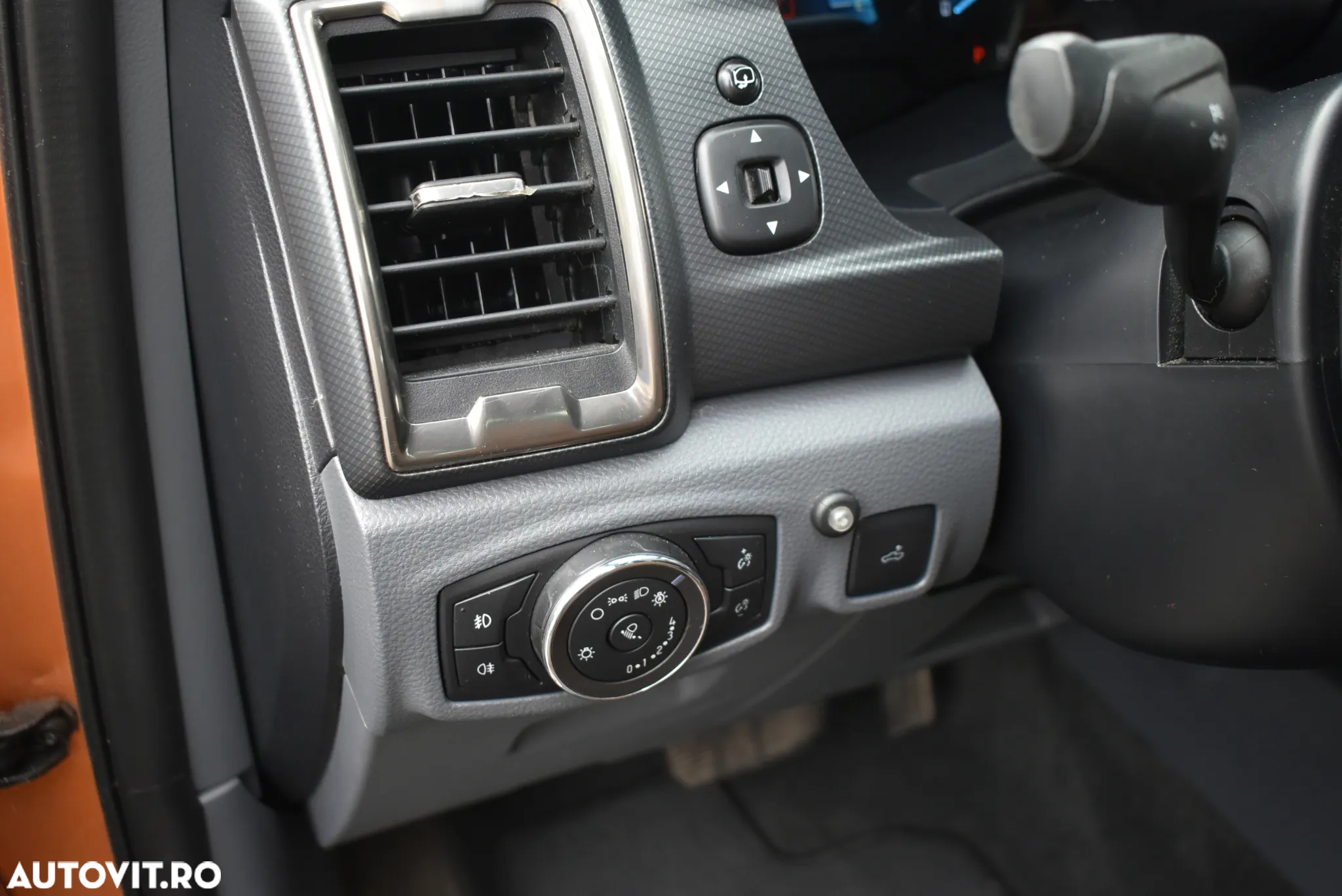 Ford Ranger Pick-Up 3.2 TDCi 4x4 Cabina Dubla WILDTRACK Aut. - 8