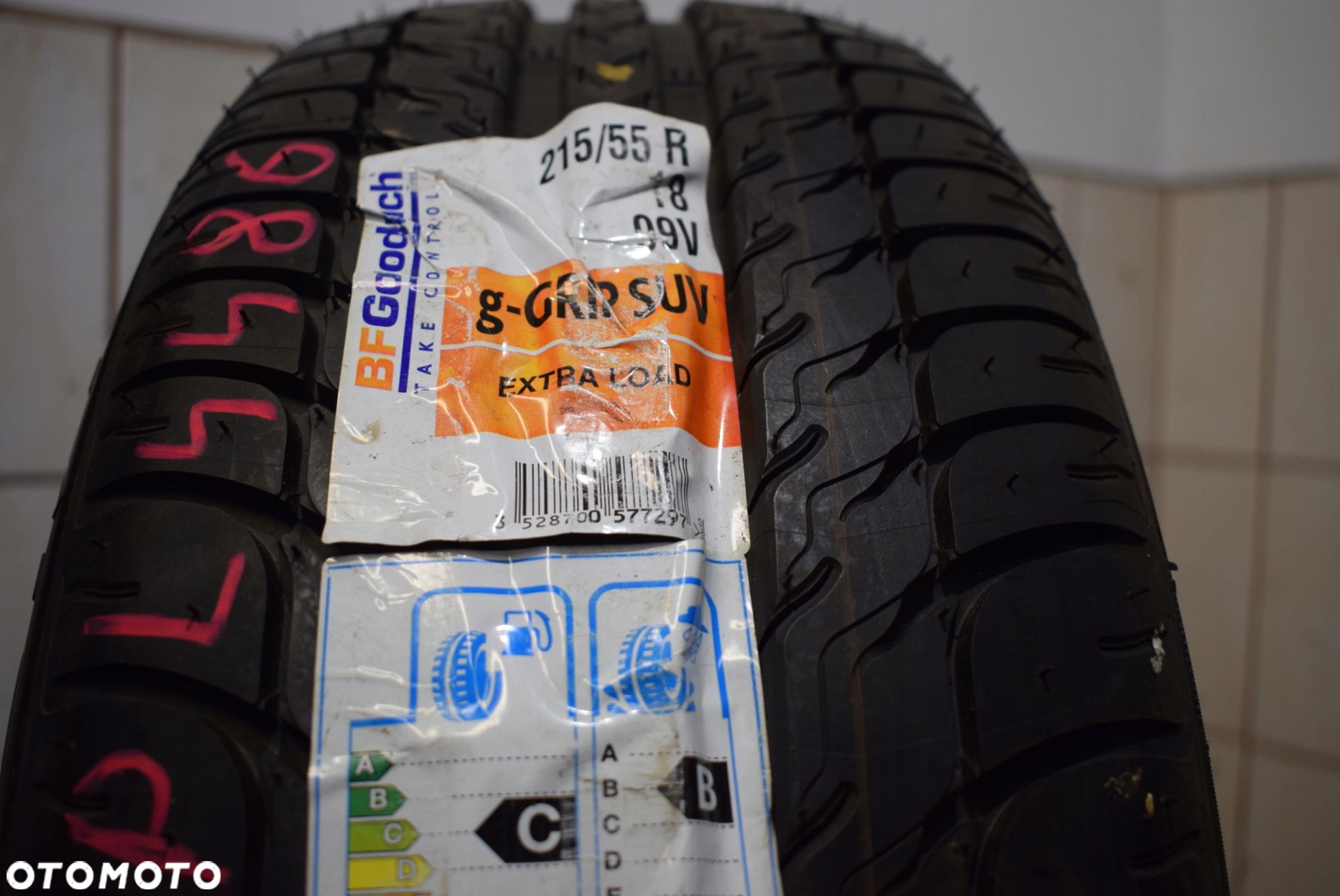 R18 215/55 BFGoodrich g-Grip SUV Wysyłka gratis! - 1