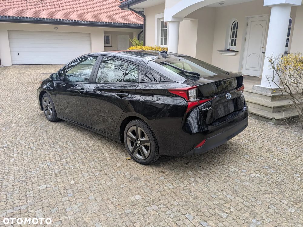 Toyota Prius Hybrid Executive - 5