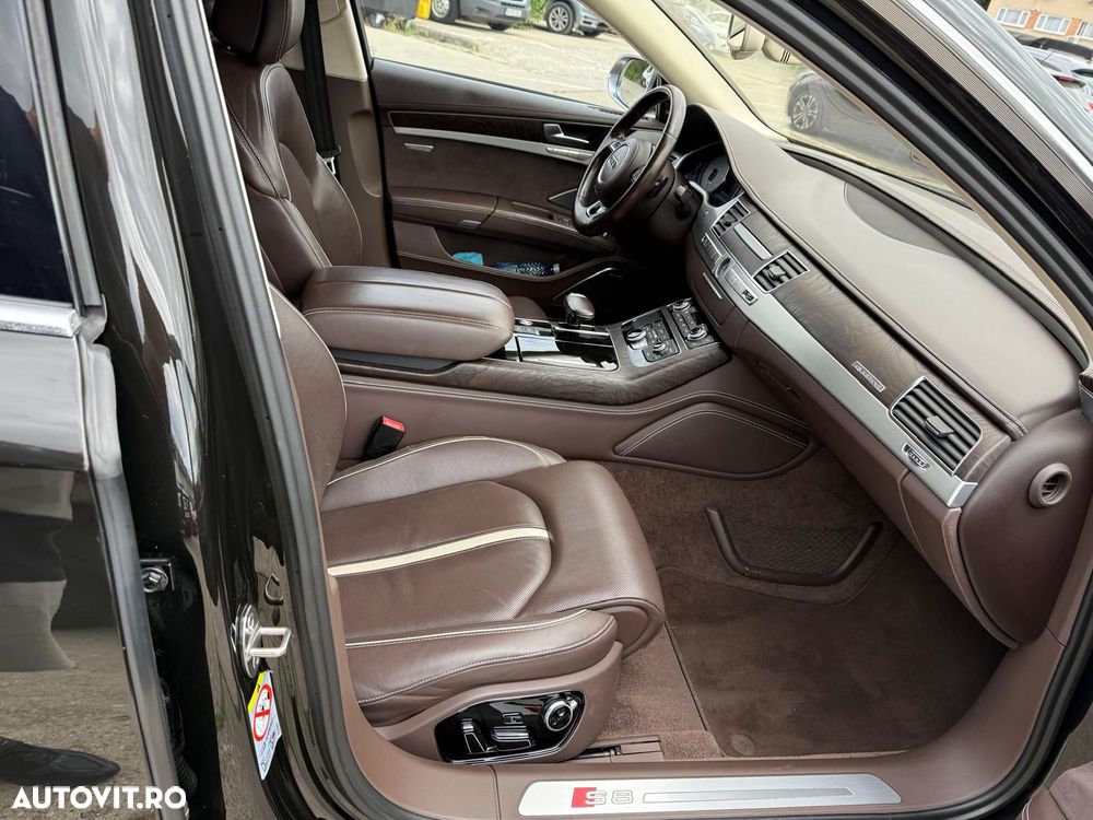 Audi S8 Standard - 15