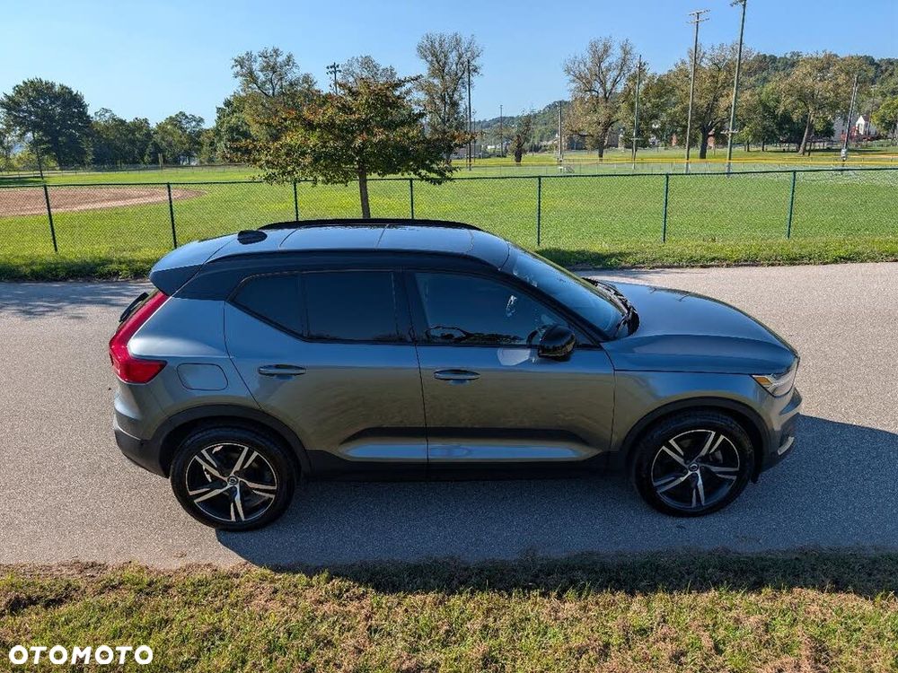 Volvo XC 40 - 21