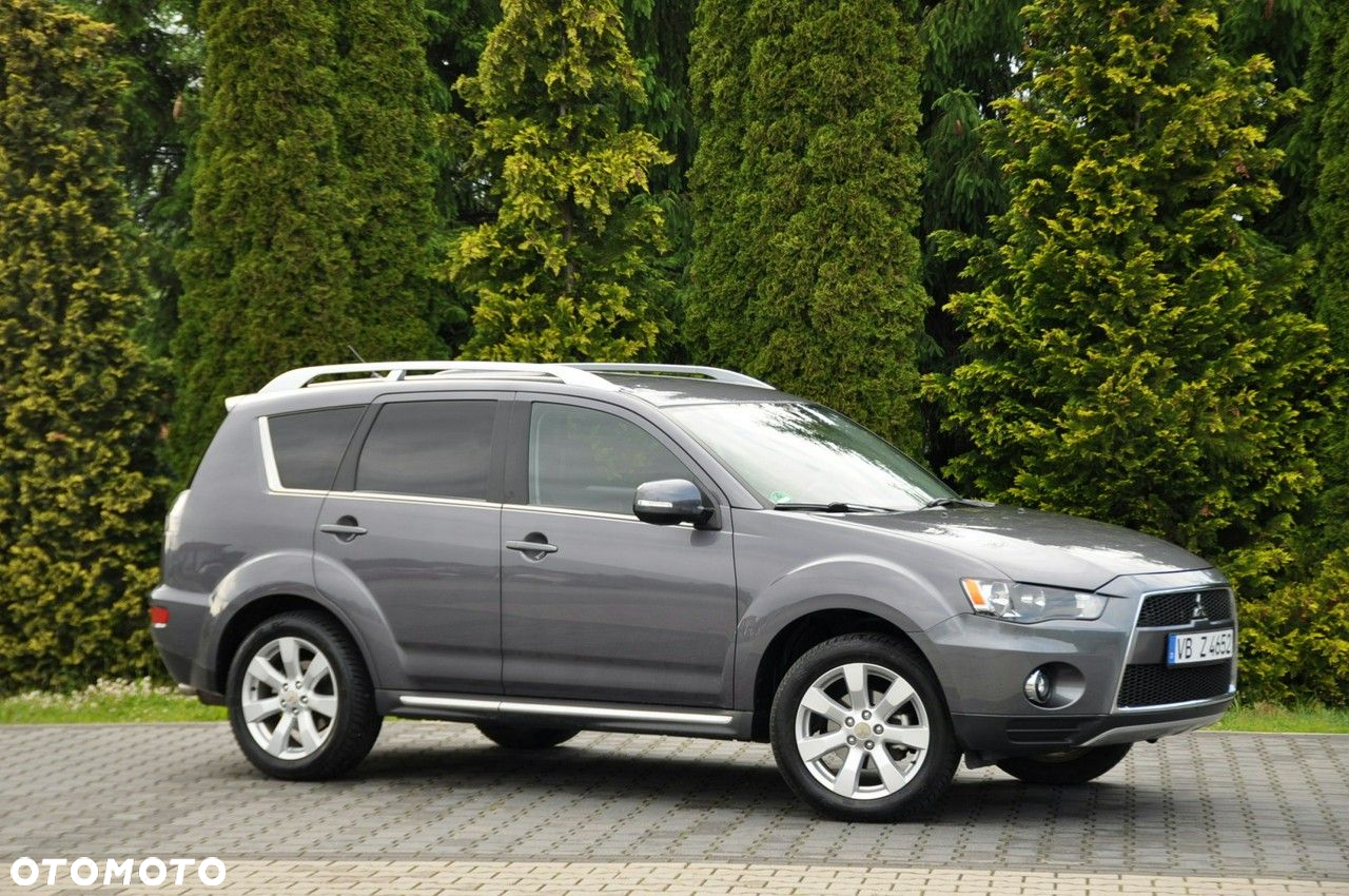 Mitsubishi Outlander - 4