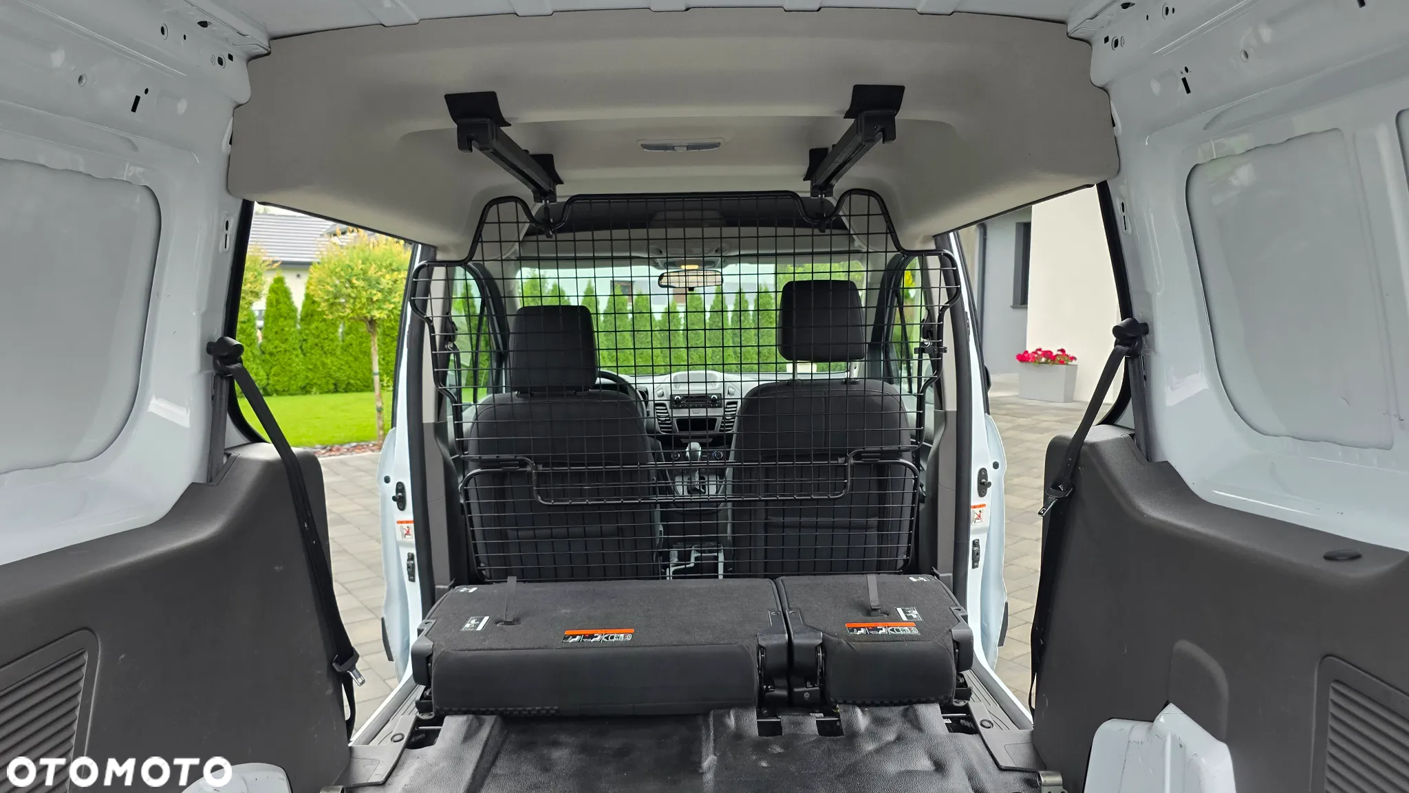 Ford Transit Connect 240 L2 LKW Autm Trend - 33