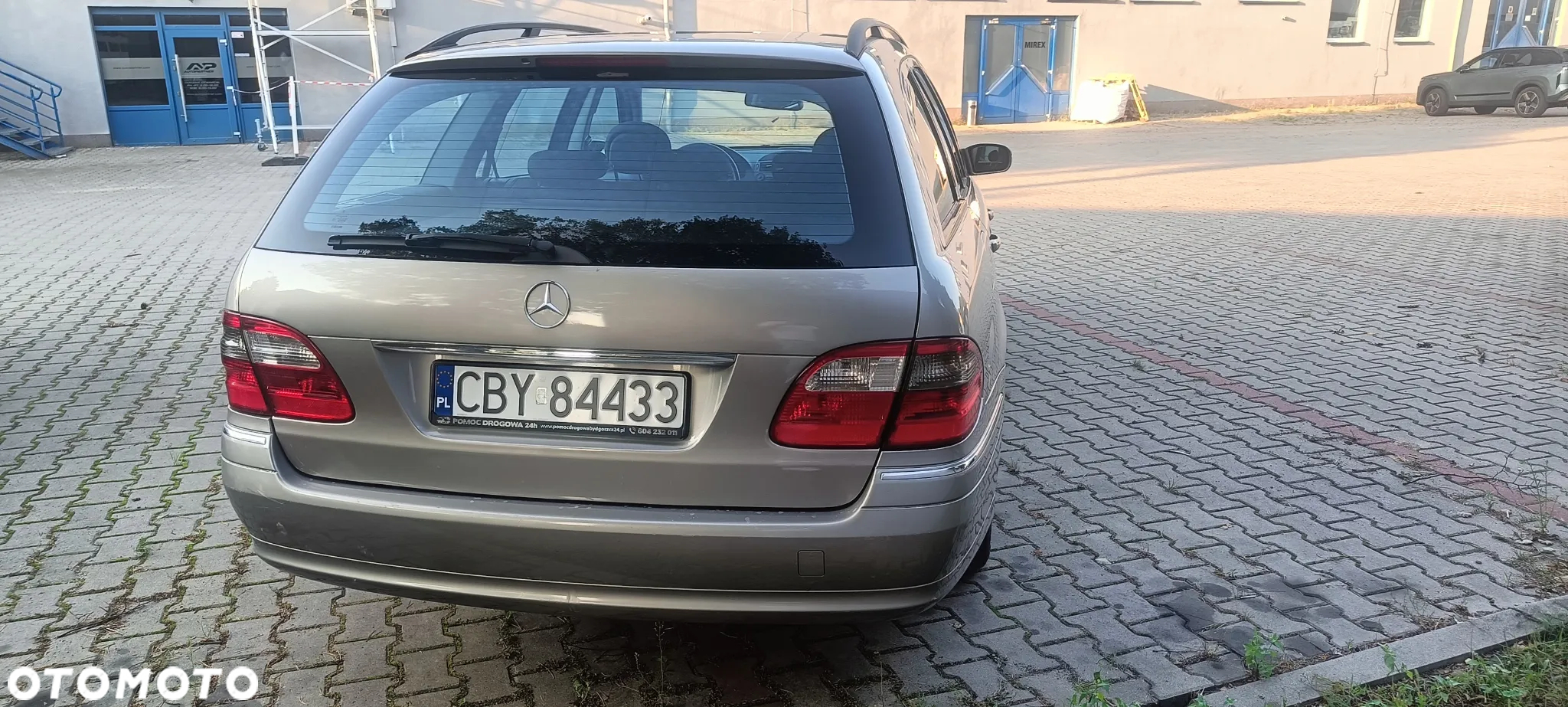 Mercedes-Benz Klasa E - 8