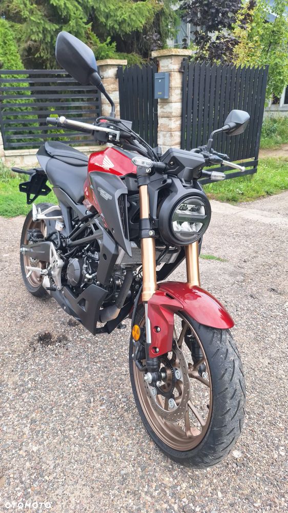 Honda CB - 2