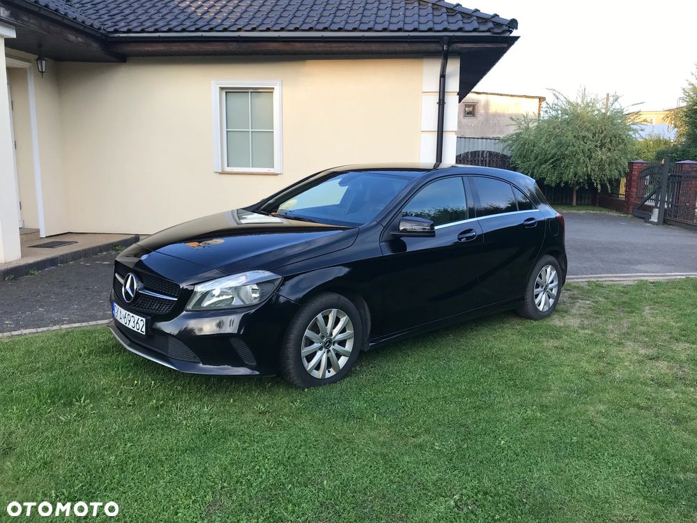 Mercedes-Benz A-Class 2016 photo 2