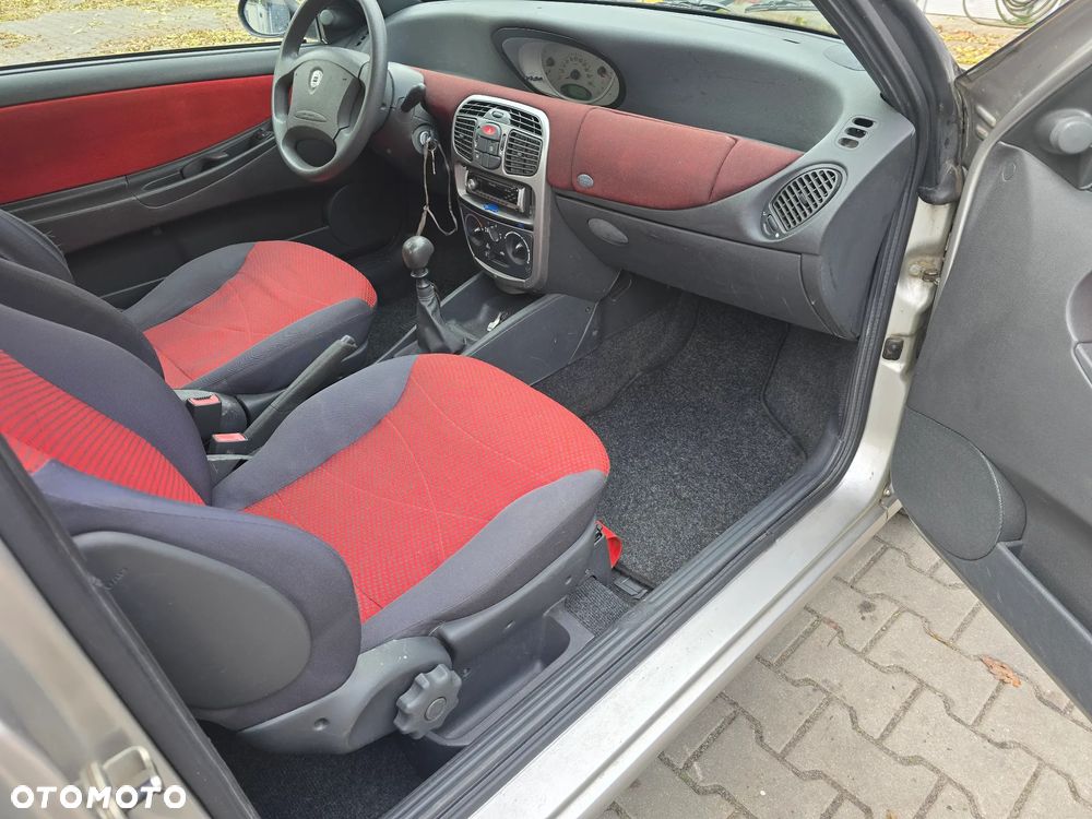 Lancia Ypsilon Y 1.2 8v Elefantino Blu - 21