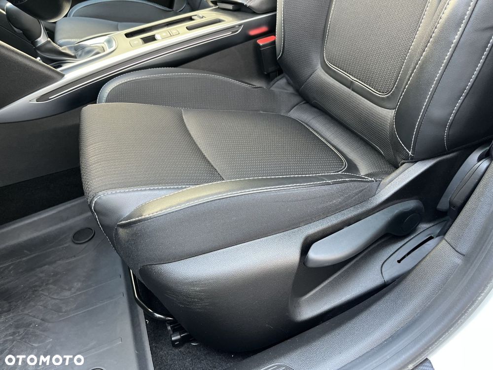 Renault Megane - 12