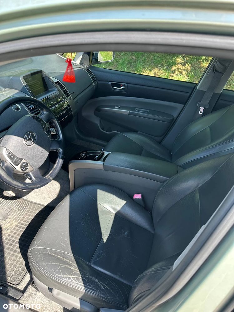 Toyota Prius 1.5 VVT-i Prestige - 6