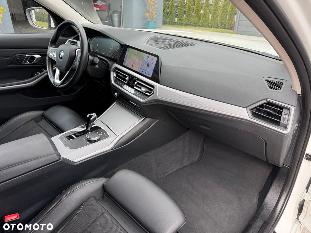 BMW Seria 3 320i GPF Advantage sport - 10
