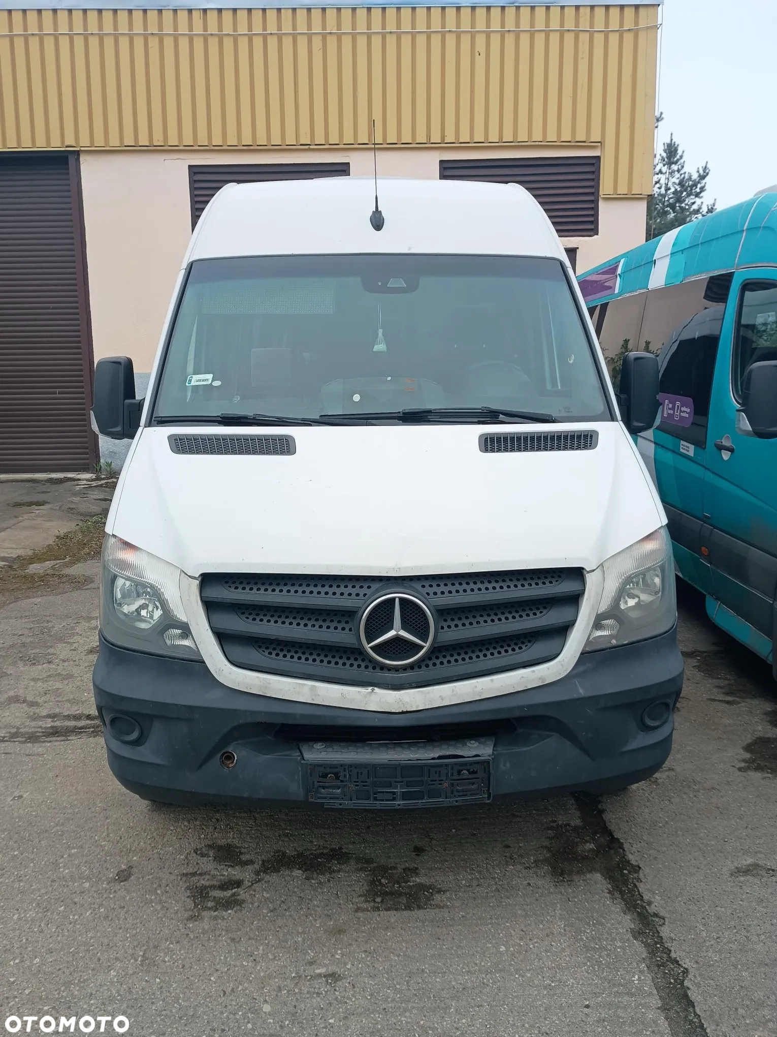 Mercedes-Benz SPRINTER - 2